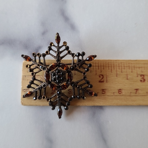 Vintage Amber Snowflake Brooch - Picture 9 of 10